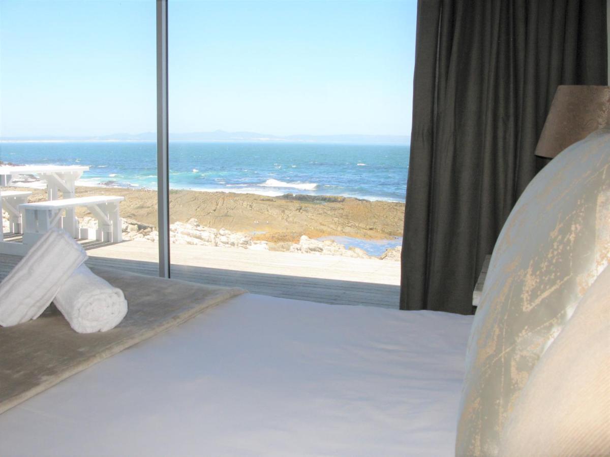 Beachfront Cottage - Hermanus Whale View Екстериор снимка